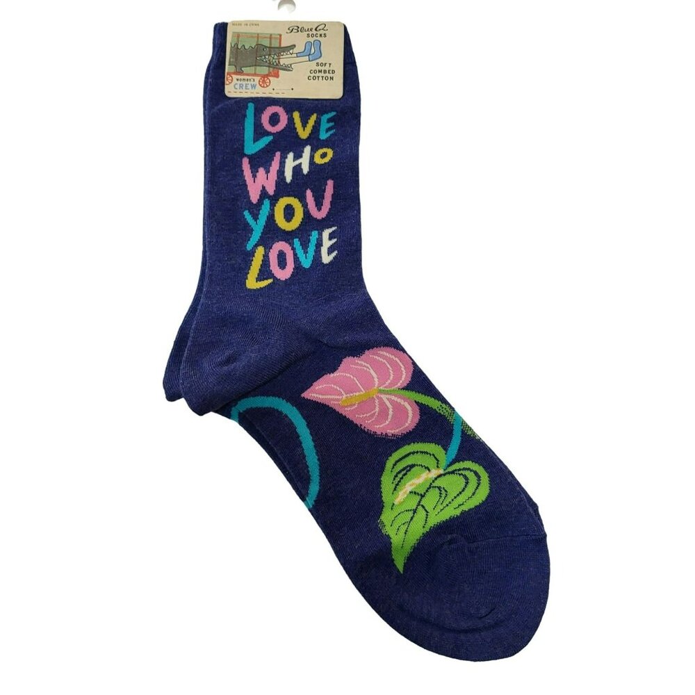 Blue Q Love Who You Love Crew Socks Women's Size 5-10 Blue Peace Lily Flower
